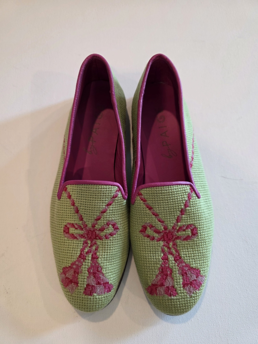 PAIGE Needlepoint Bell Smoking Loafers Green & Pink Embroidered Flats Size 11